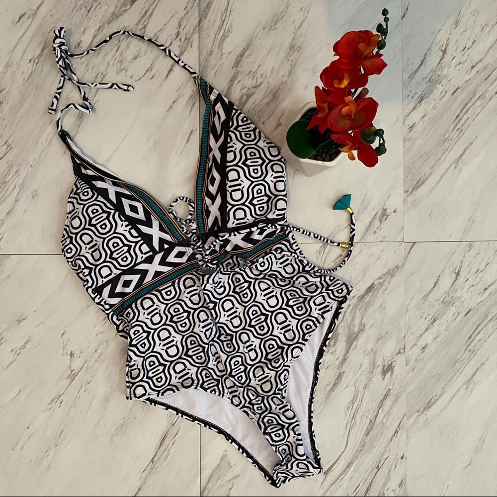 🌴Printed one piece swimsuit 🏖